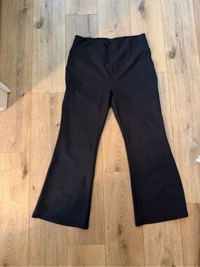 HALARA Black Flare Leggings